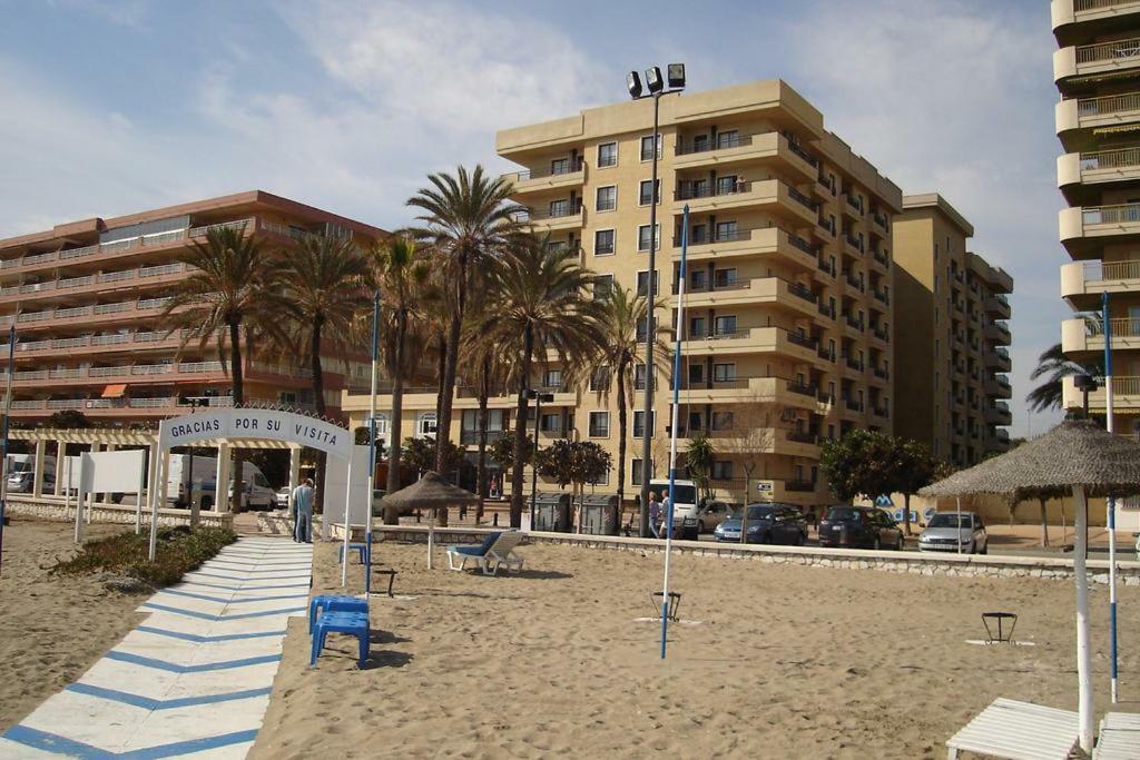 Beachfront Apartment In Fuengirola New 외부 사진